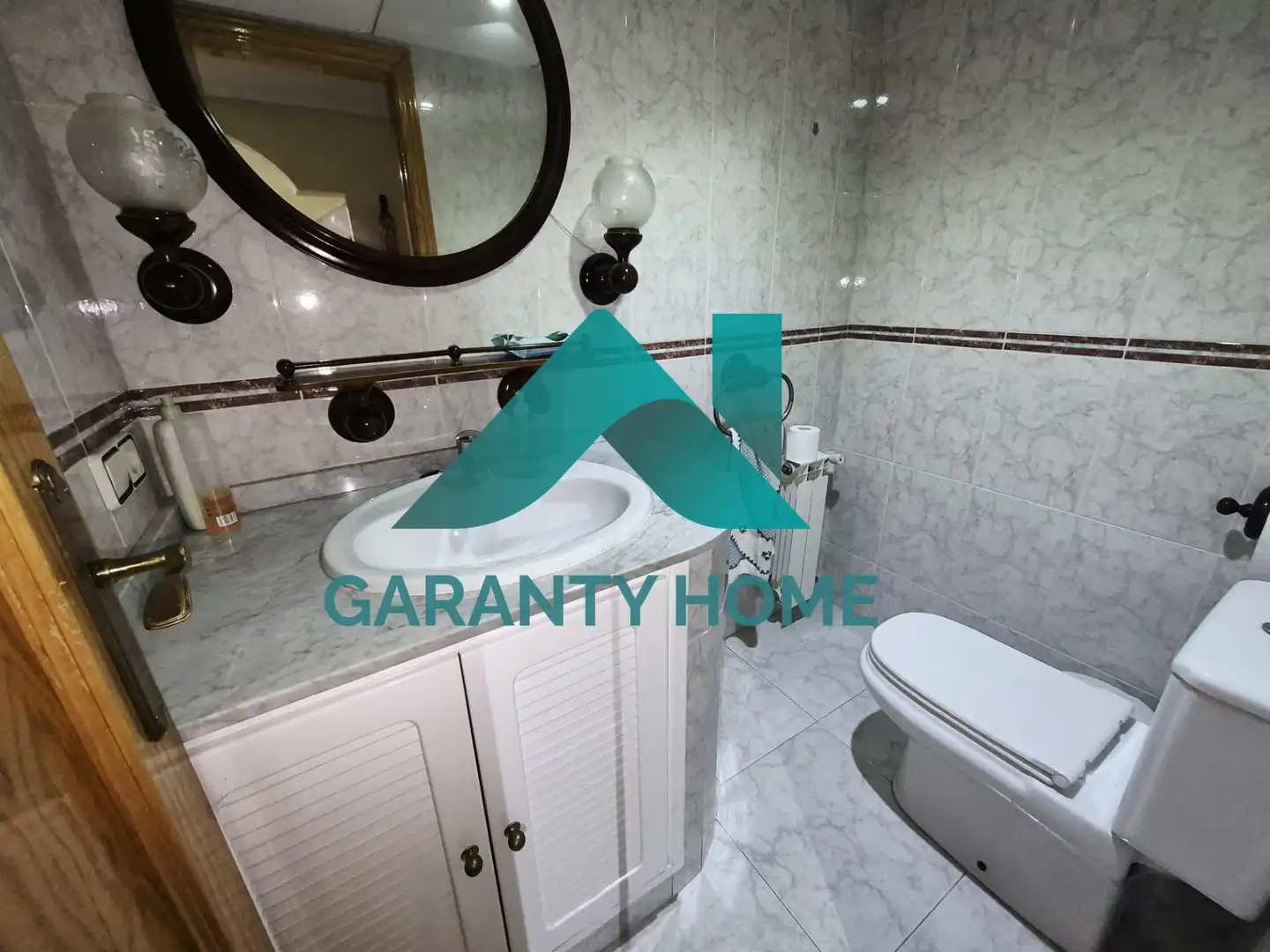Bathroom of Houses for sale in Cáceres  with Air Conditioner, Heating and Private garden