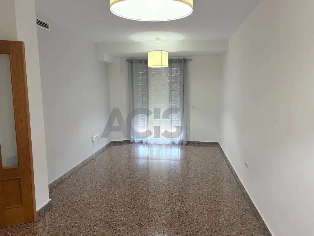 Wohnzimmer von Wohnung zur Miete in L'Alcúdia mit Klimaanlage und Balkon
