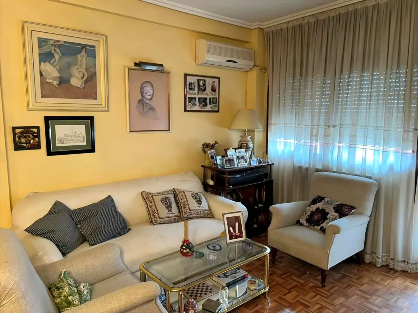 Wohnzimmer von Wohnung zum Verkauf in Madrid mit Heizung, Parkett und Terrasse