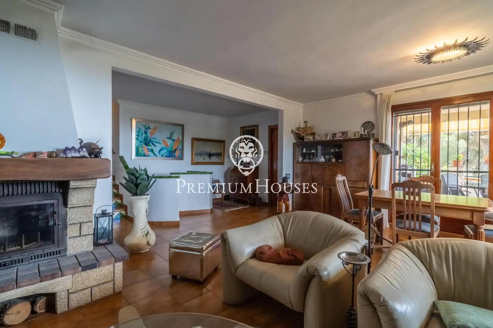 Sala d'estar de Casa o xalet en venda en Arenys de Munt amb Calefacció, Jardí privat i Terrassa