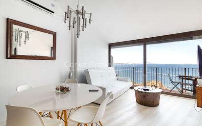 Sala d'estar de Apartament en venda en Begur amb Aire condicionat, Calefacció i Terrassa