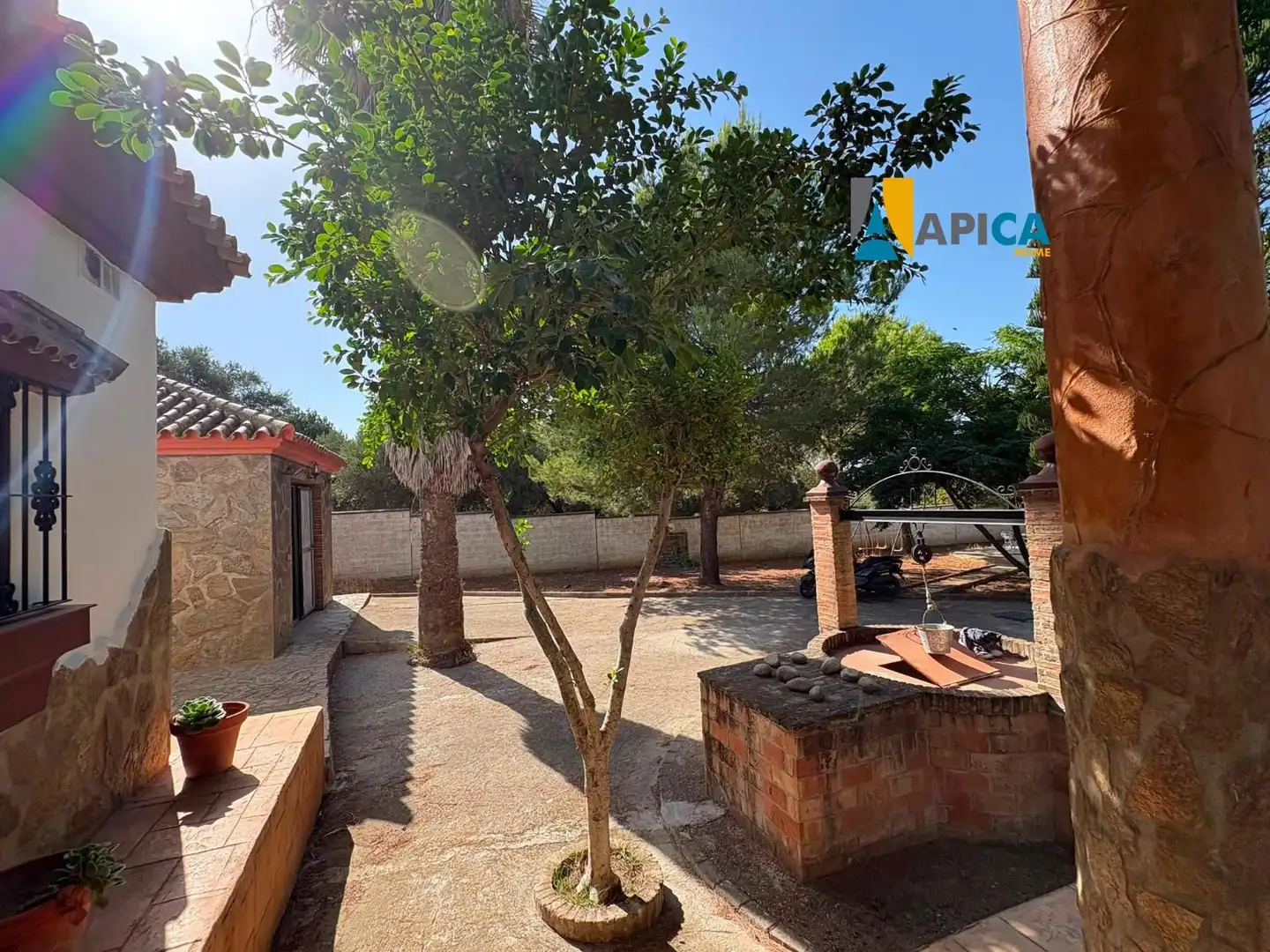 Garten von Haus oder Chalet zum Verkauf in Chiclana de la Frontera mit Terrasse, Abstellraum und Möbliert