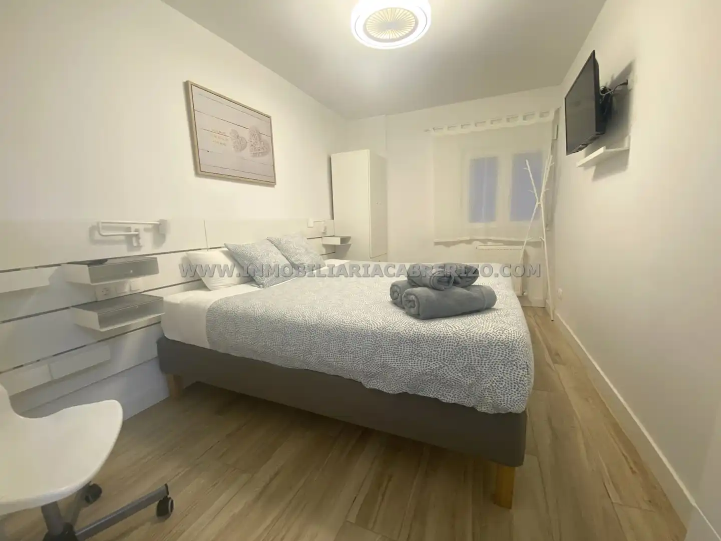 Bedroom of Flat for sale in  Pamplona / Iruña  with Heating, Furnished and Oven