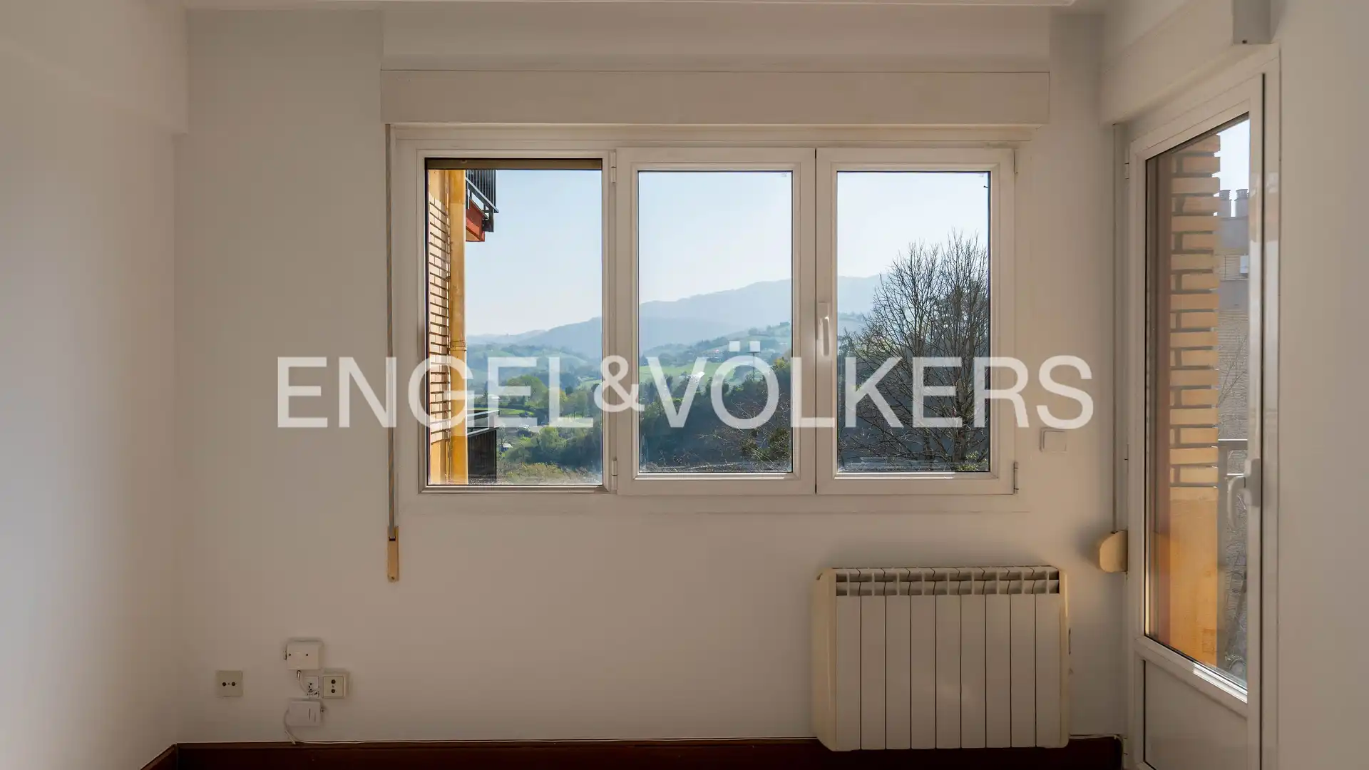 Sala de estar de Piso en venta en Zarautz con Calefacción y Terraza