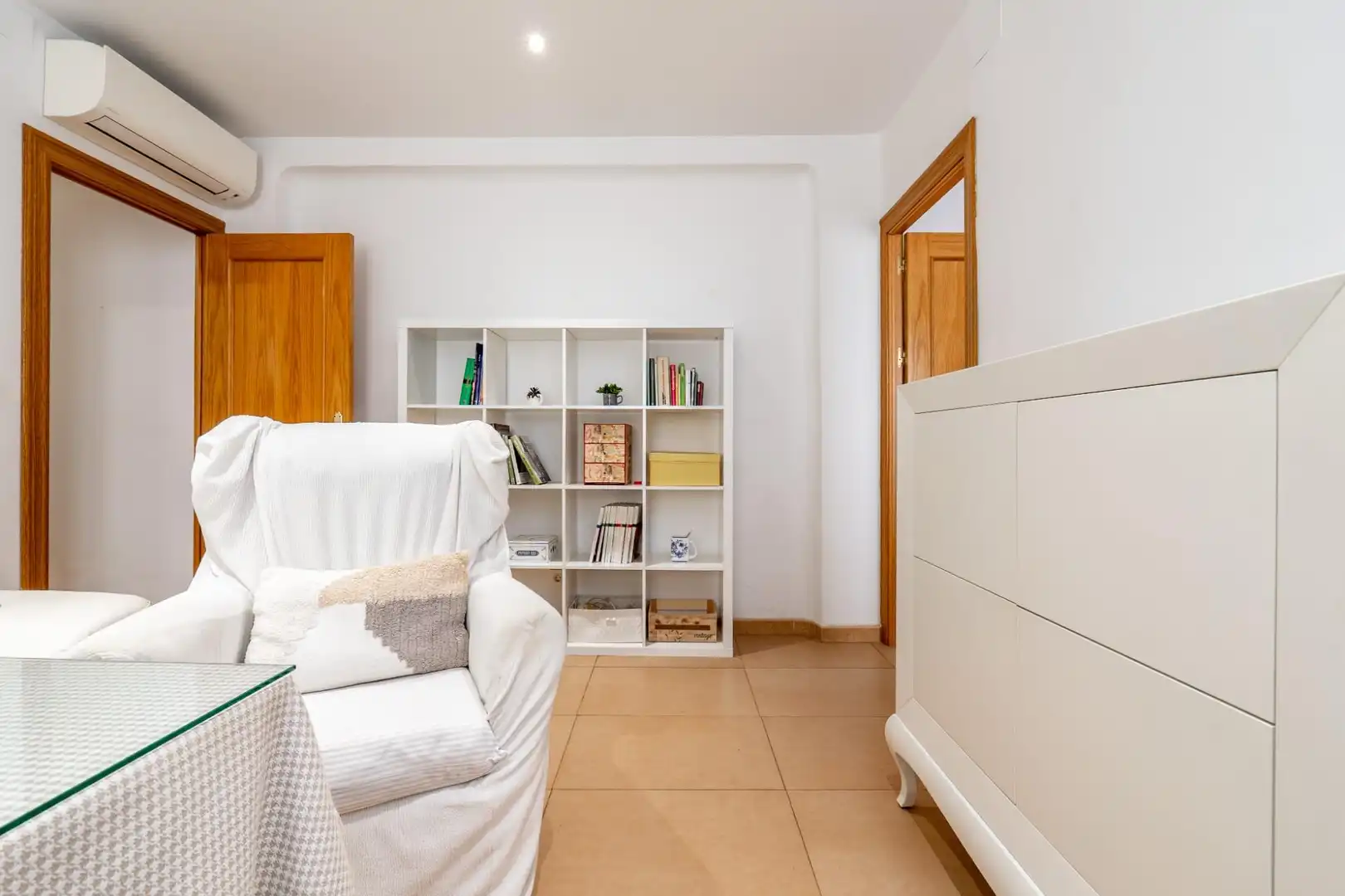 Wohnung zum Verkauf in Granada mit Klimaanlage