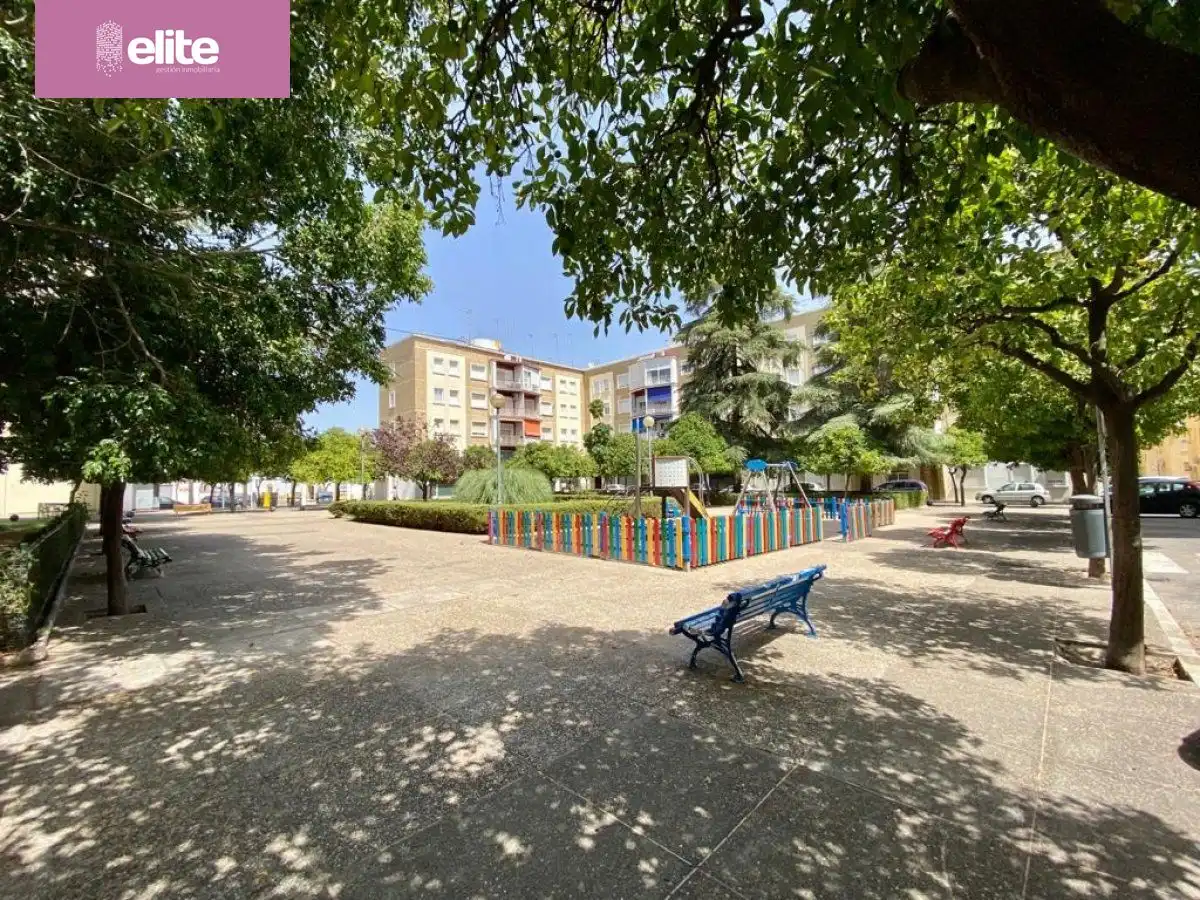 Exterior view of Flat for rent in Jerez de la Frontera  with Heating and Storage room