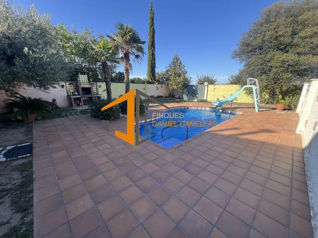 Casa adosada en Venta en Carrer del Rossinyol en Vilagrassa