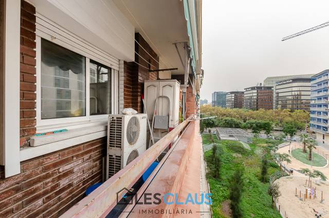 Piso en Venta en Rambla de Badal en La Bordeta