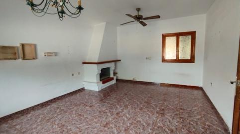 Foto 2 de Casa adosada en venta en C/ Vicent Andrés Estelles, Canals, Valencia