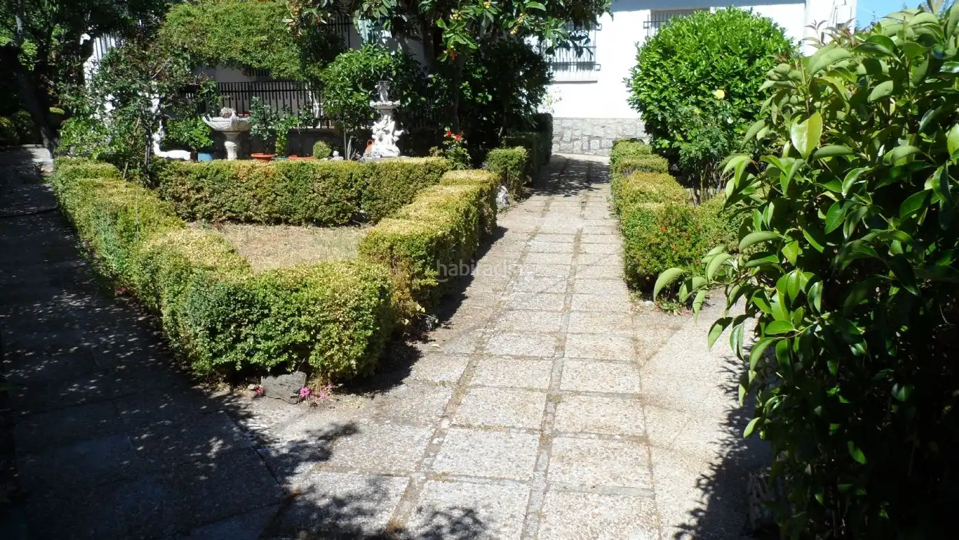 Chalet con jardín en venta en Calle Matadero 5, imagen 10
