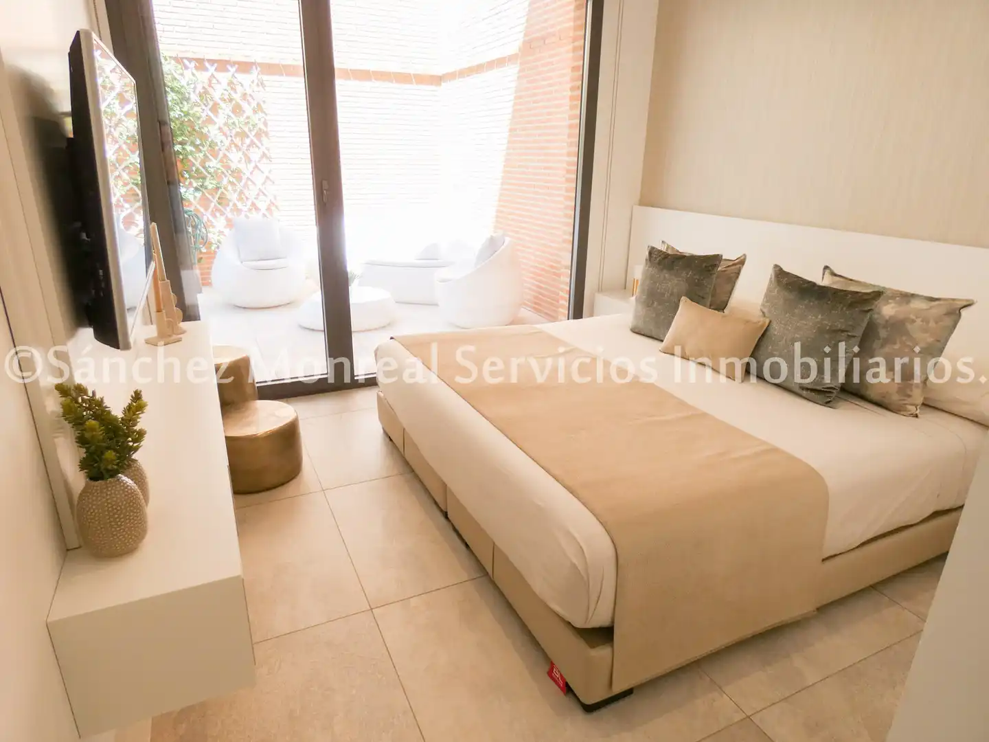 Habitación de Casa o chalet en venta en Alcázar de San Juan con Aire acondicionado, Calefacción y Jardín privado