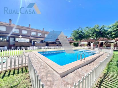 Swimming pool of Single-family semi-detached for sale in San Vicente del Raspeig / Sant Vicent del Raspeig  with Terrace