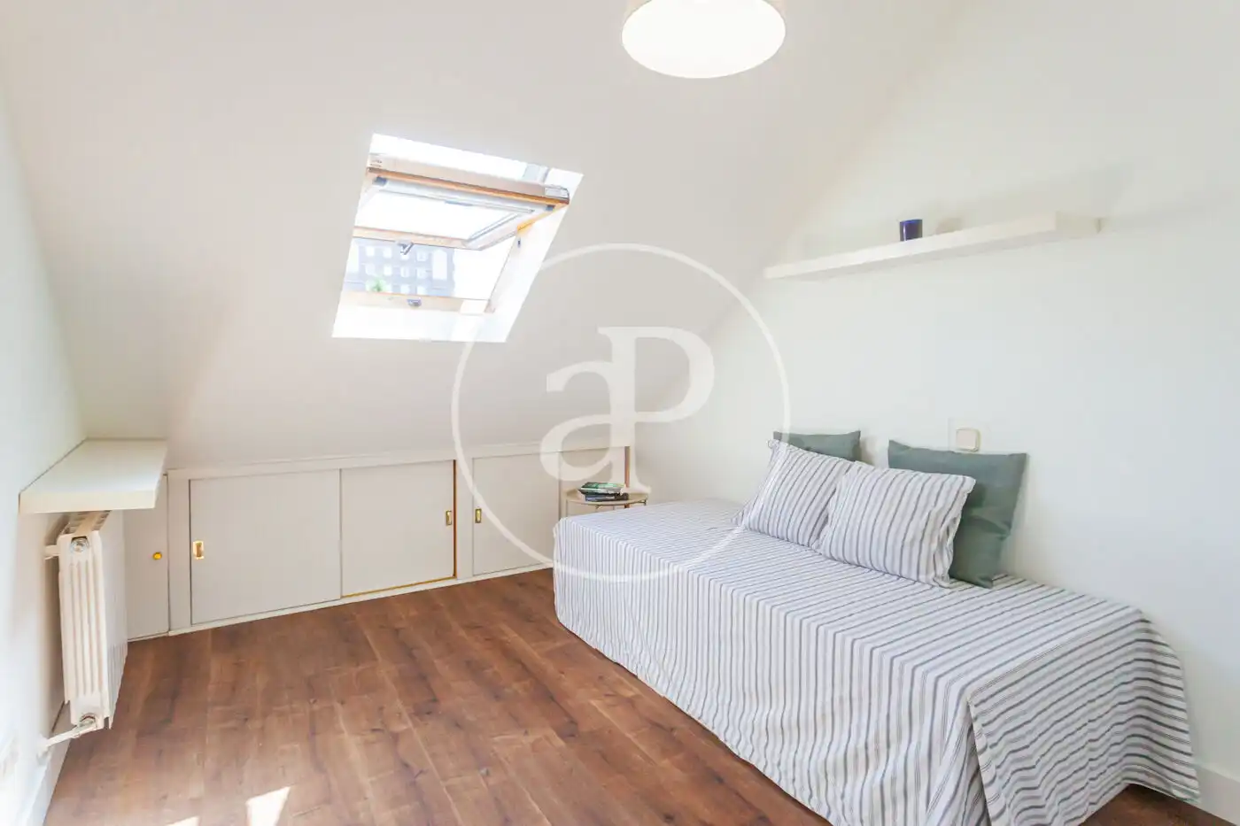 Bedroom of Duplexes for sale in Madrid  with Air Conditioner, Heating and Storage room