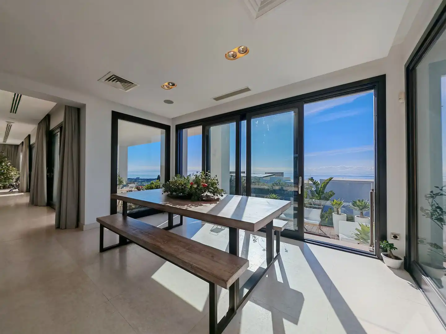 Chalet con piscina en venta en Urbanizacion los Altos de los Monteros, imagen 9