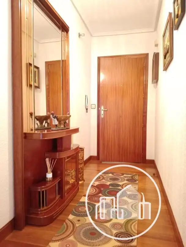 Wohnung zur Miete in Villarcayo de Merindad de Castilla la Vieja mit Heizung und Balkon