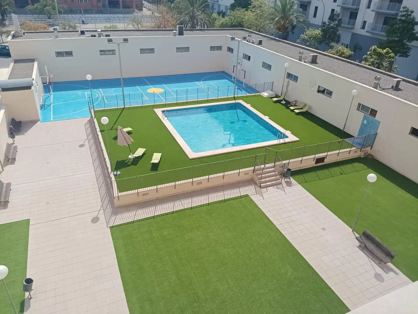 Swimming pool of Flat for sale in Alicante / Alacant  with Air Conditioner, Terrace and Storage room