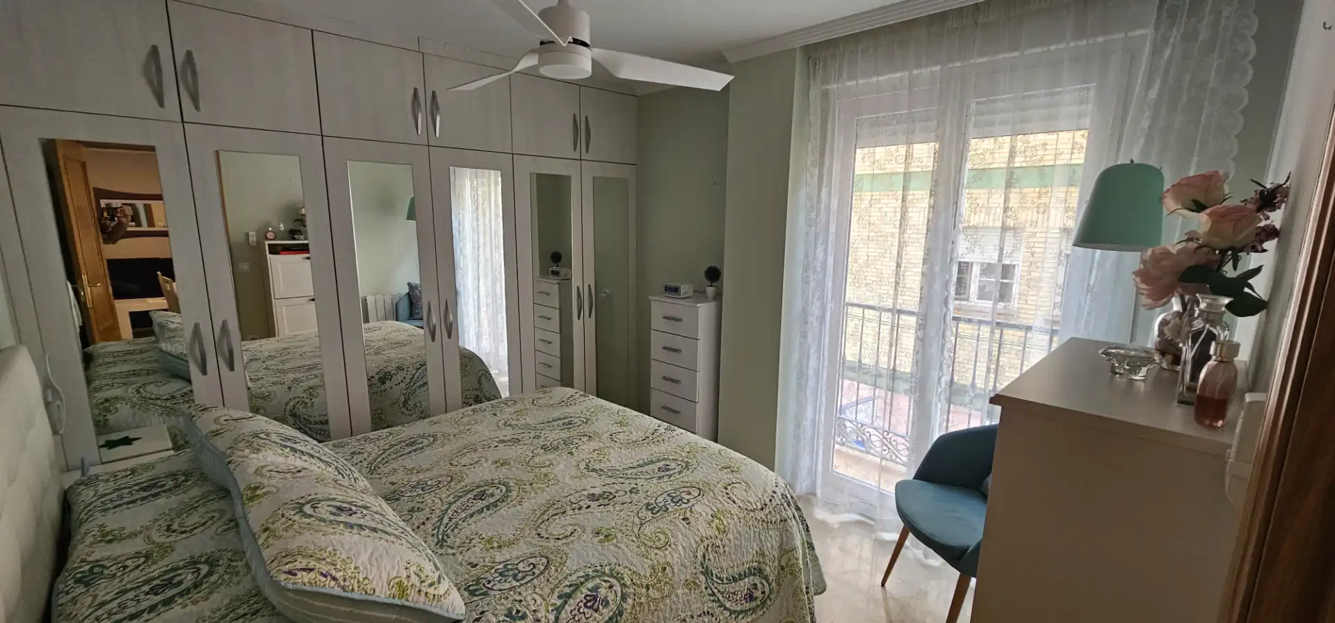 Appartamento con terrazza in vendita a Avenida Doctor López Cantarero Ballesteros 27, imagen 2