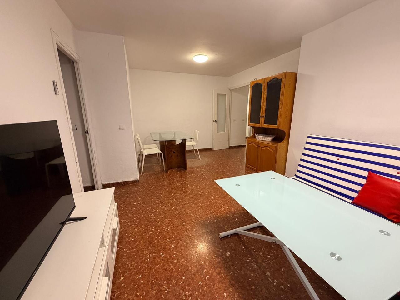 Menjador de Pis de lloguer en Montequinto amb Aire condicionat, Moblat i Balcó