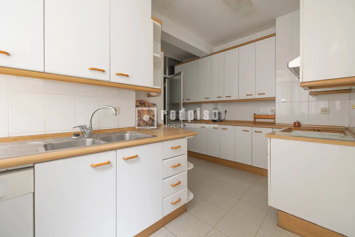 Küche von Wohnung zum Verkauf in Madrid mit Klimaanlage, Heizung und Terrasse