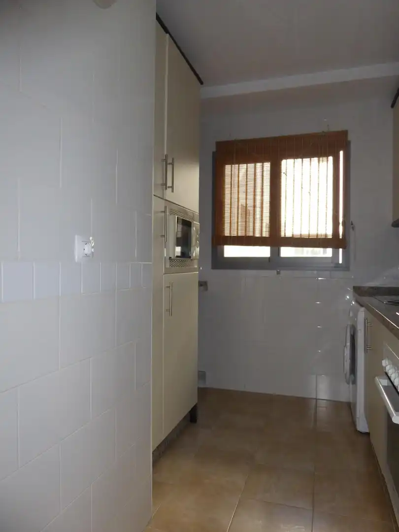 Küche von Wohnung zum Verkauf in Jerez de la Frontera mit Klimaanlage, Parkett und Möbliert