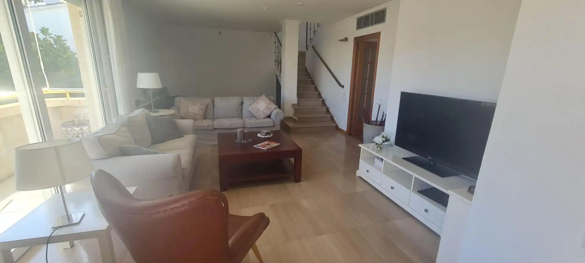 Living room of Duplexes for sale in Sitges  with Air Conditioner, Heating and Storage room