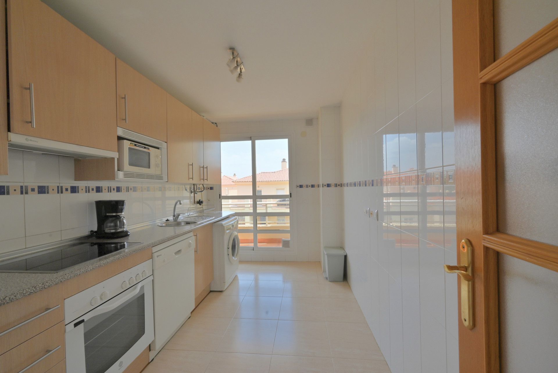 Cuina de Apartament en venda en Mijas amb Aire condicionat, Terrassa i Moblat