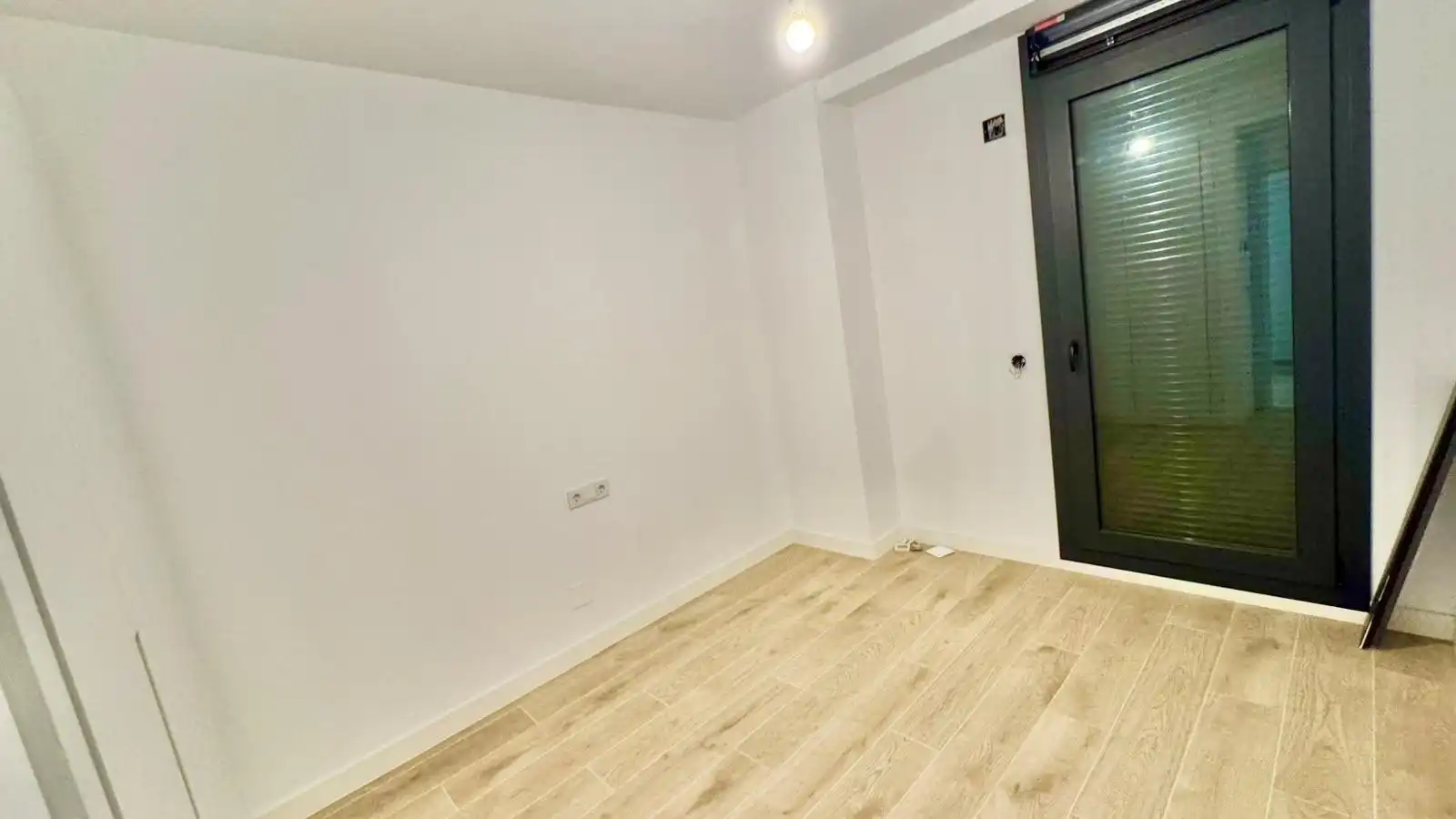 Apartamento de alquiler en Torremolinos con Aire acondicionado, Calefacción y Jardín privado