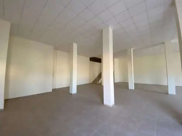 Local comercial en venda a Novelda, imagen 9
