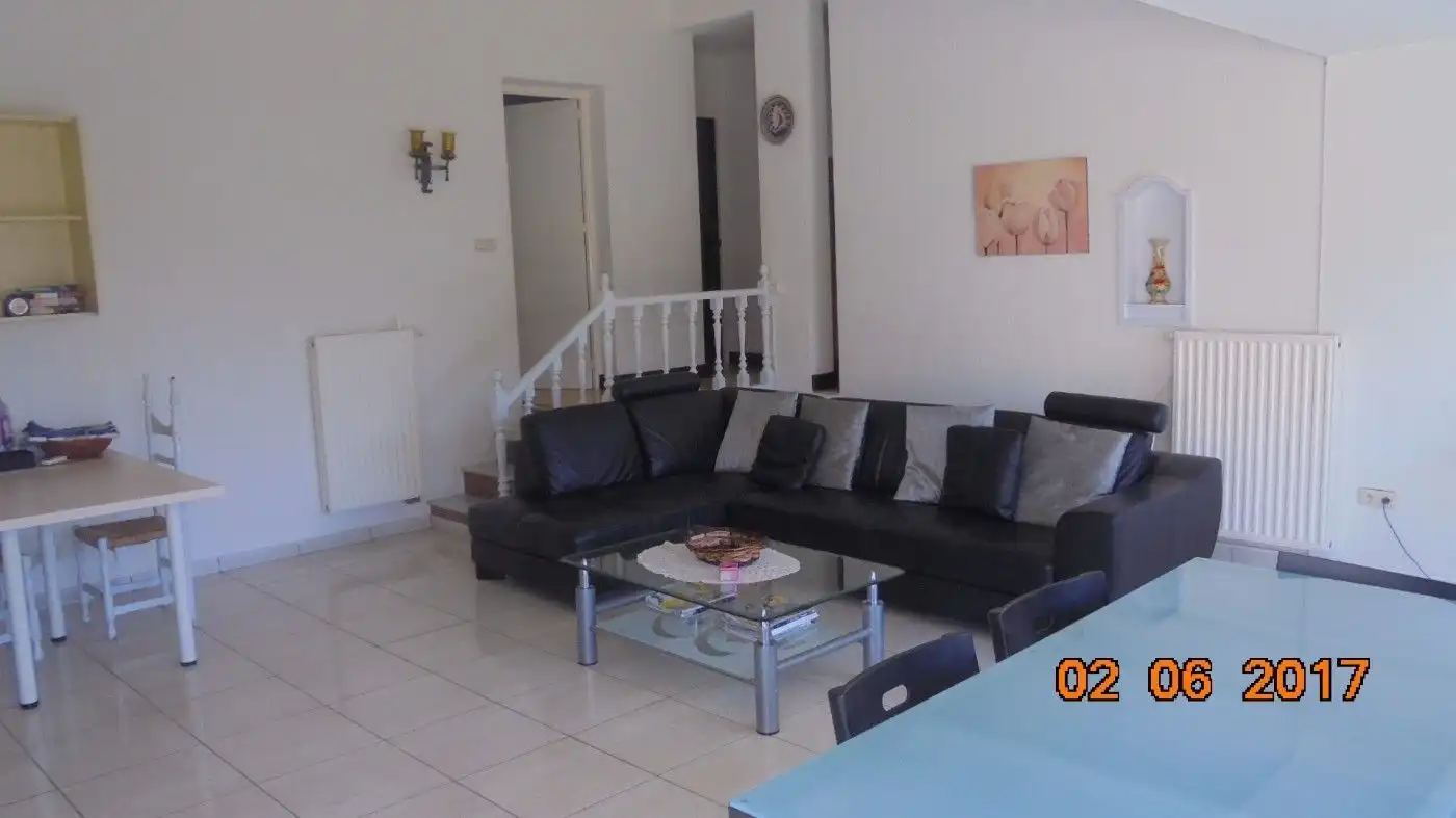 Sala d'estar de Casa o xalet en venda en Orihuela amb Aire condicionat, Traster i Piscina