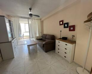 Sala d'estar de Apartament de lloguer en Calpe / Calp amb Terrassa, Piscina i Balcó