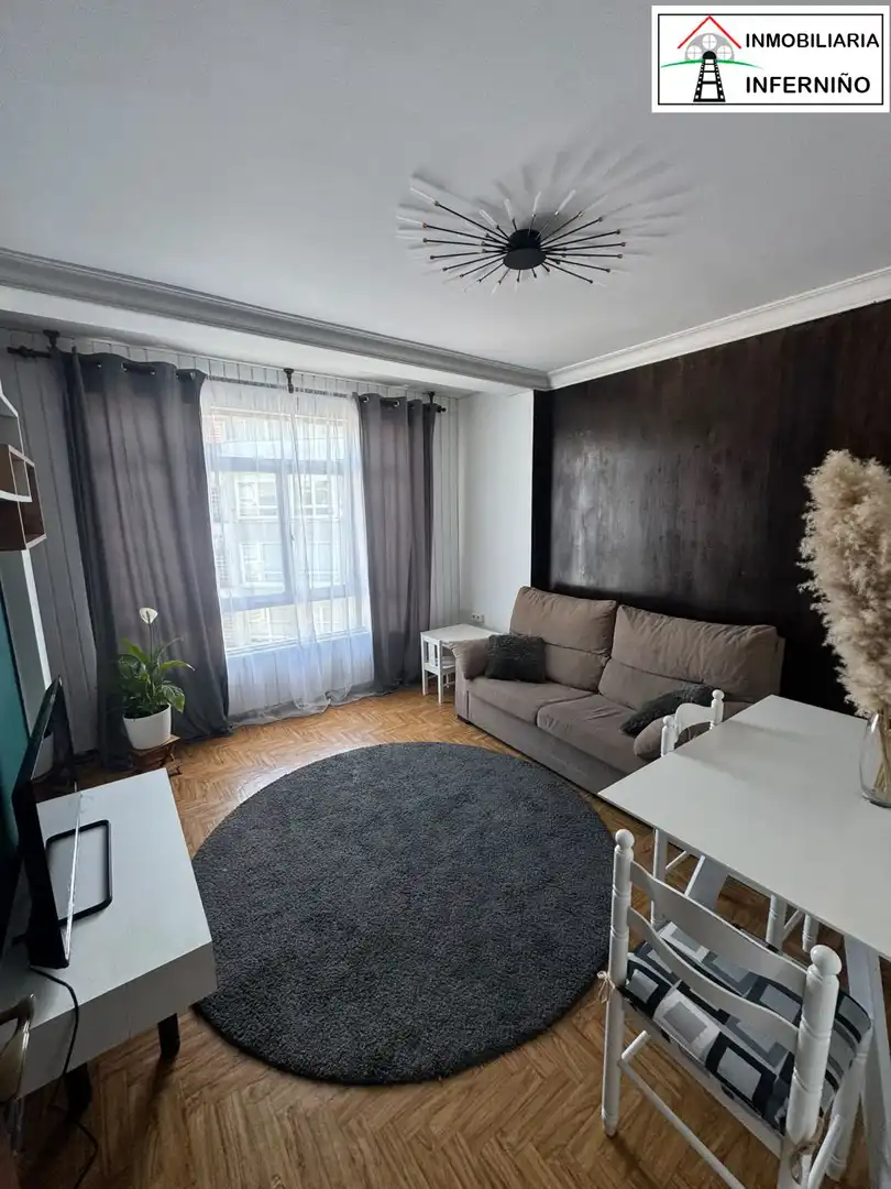 Wohnzimmer von Wohnung zum Verkauf in Ferrol mit Abstellraum und Balkon