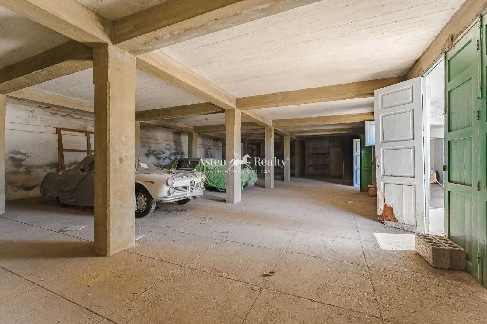 Parking of Houses for sale in Güímar