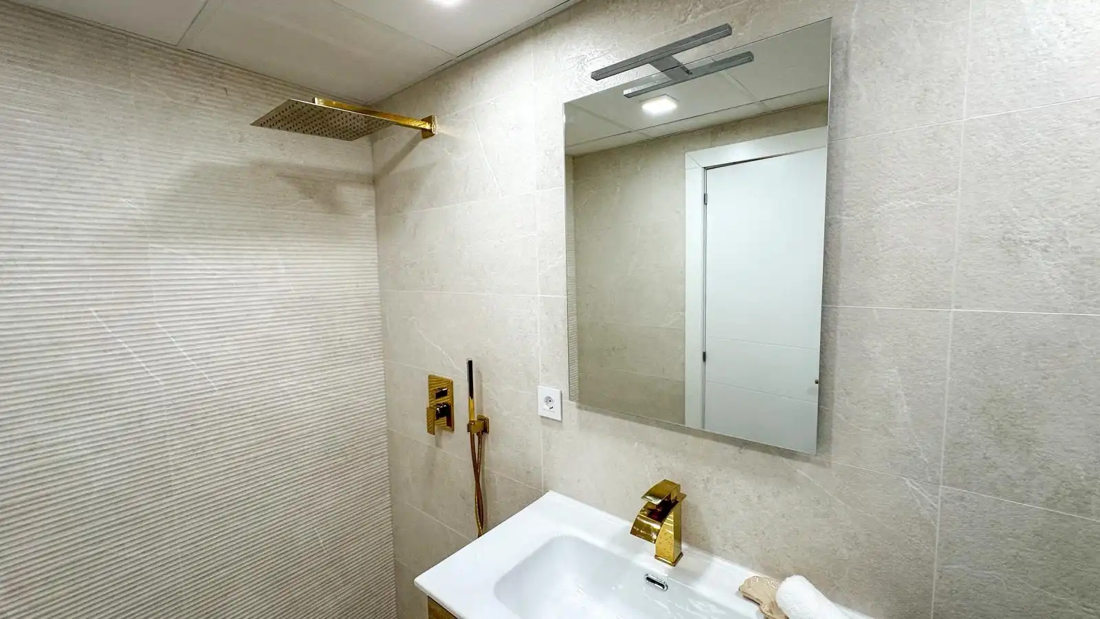 Apartament amb terrassa en venda a Playa del Acequión, Náufragos y Rocío del Mar, imagen 19