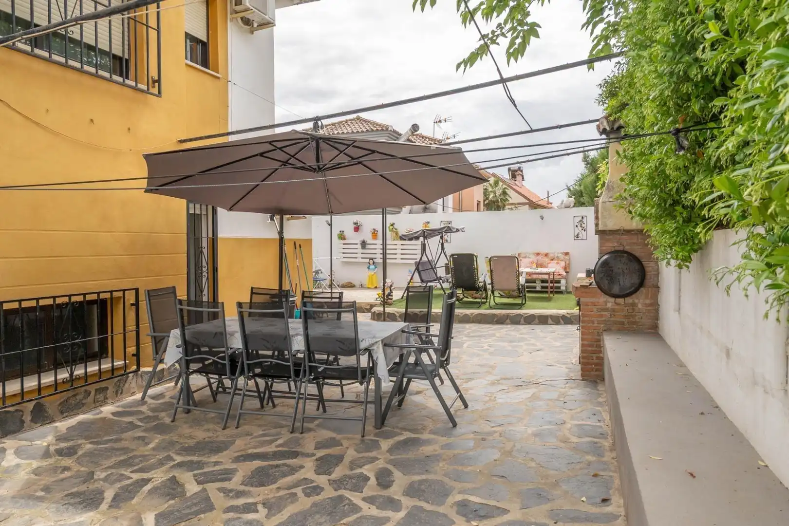 Casa aparellada amb balcó en venda a Camino DE ALBARRATE, imagen 79