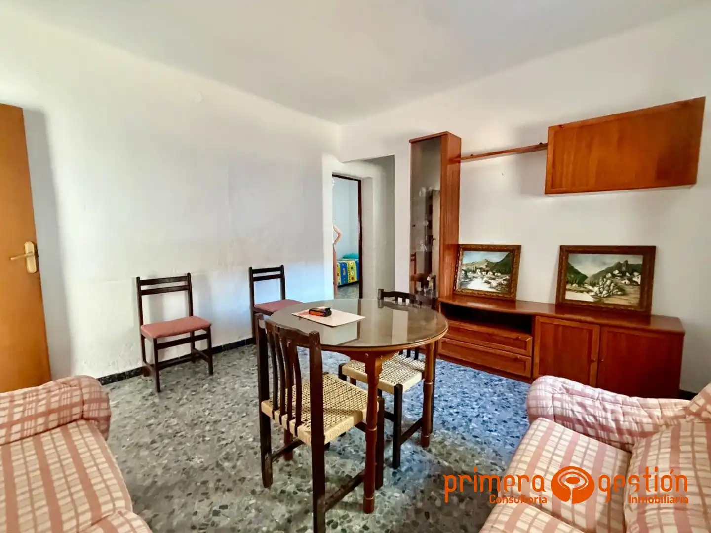 Sala de estar de Casa o chalet en venta en Lora del Río con Trastero y Amueblado