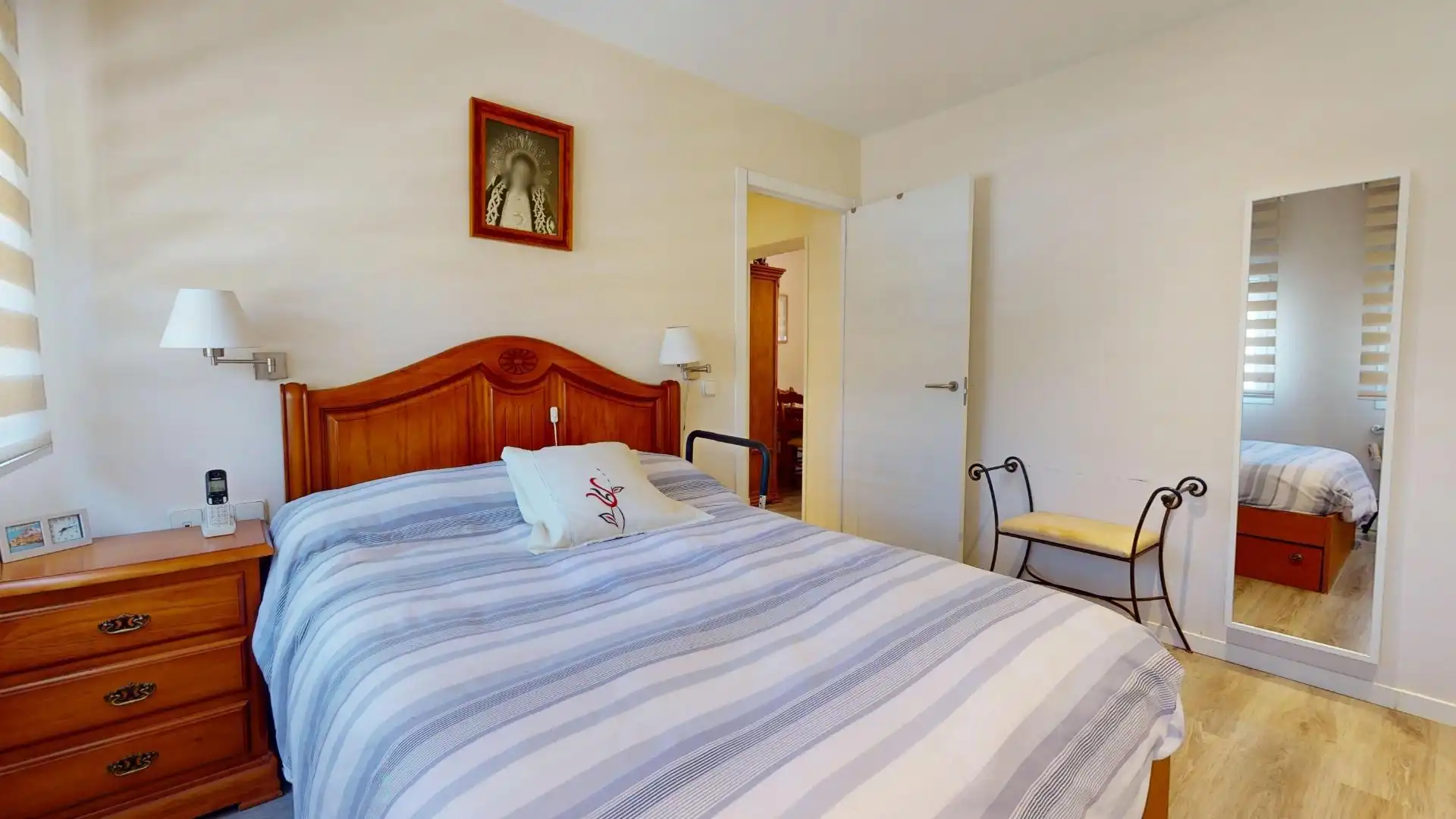 Schlafzimmer von Wohnung zum Verkauf in Madrid mit Klimaanlage, Heizung und Möbliert