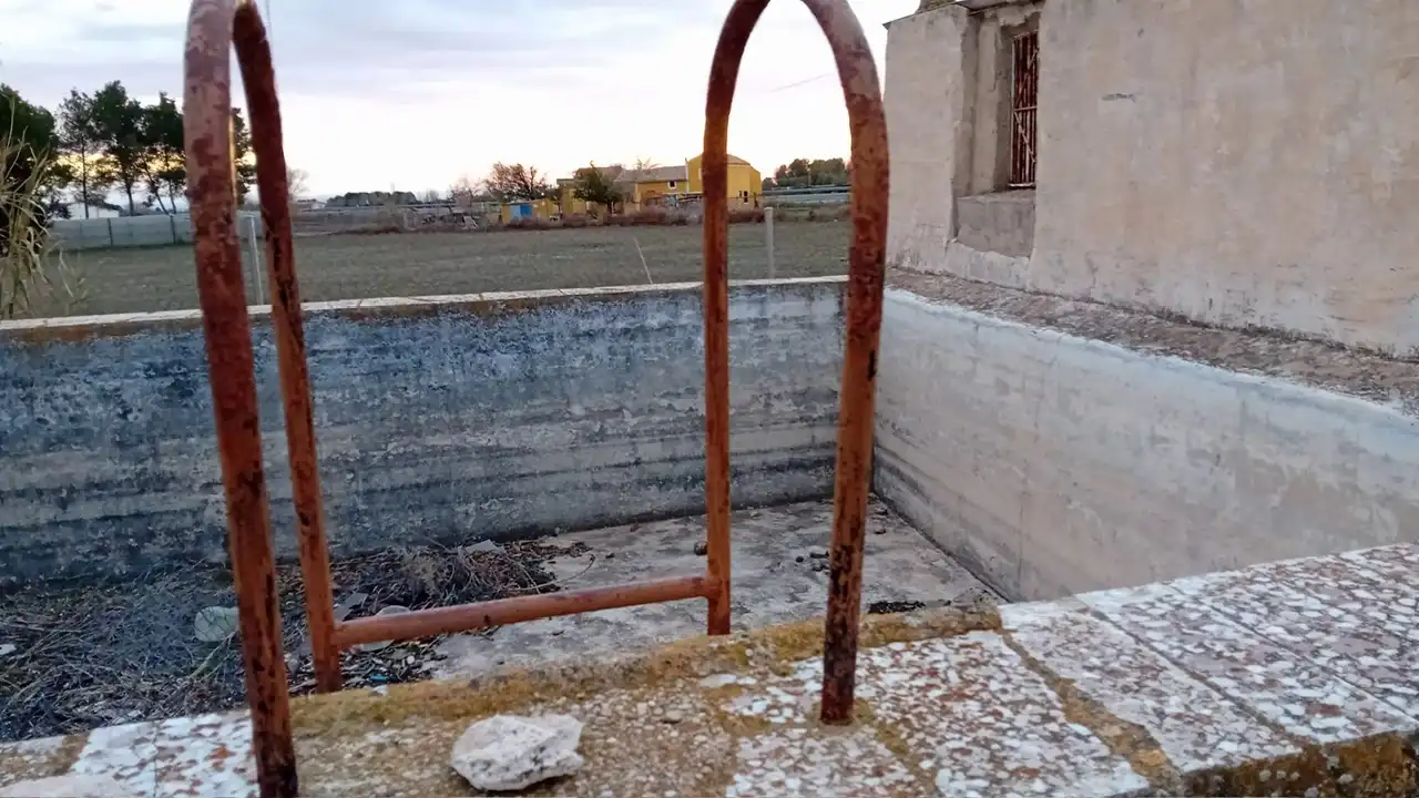 Casa rústica amb piscina en venda a Pedanías - Extrarradio, imagen 4