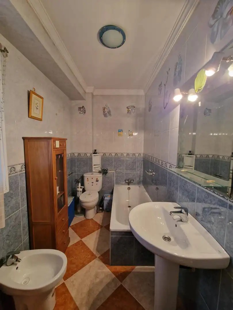 Bathroom of Houses for sale in Ubrique  with Terrace and Balcony