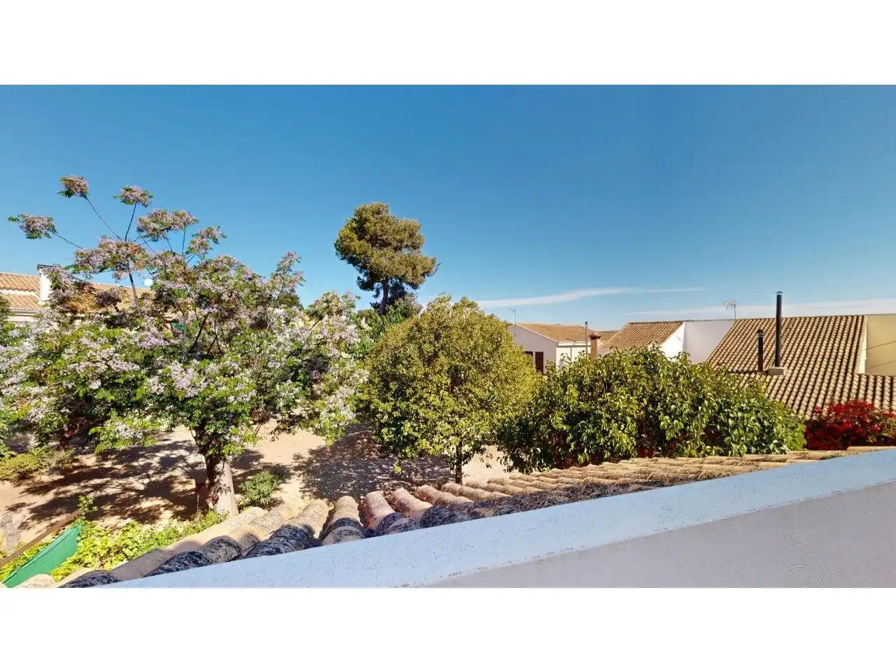 Vista exterior de Casa adosada en venta en Torrent con Aire acondicionado, Calefacción y Jardín privado