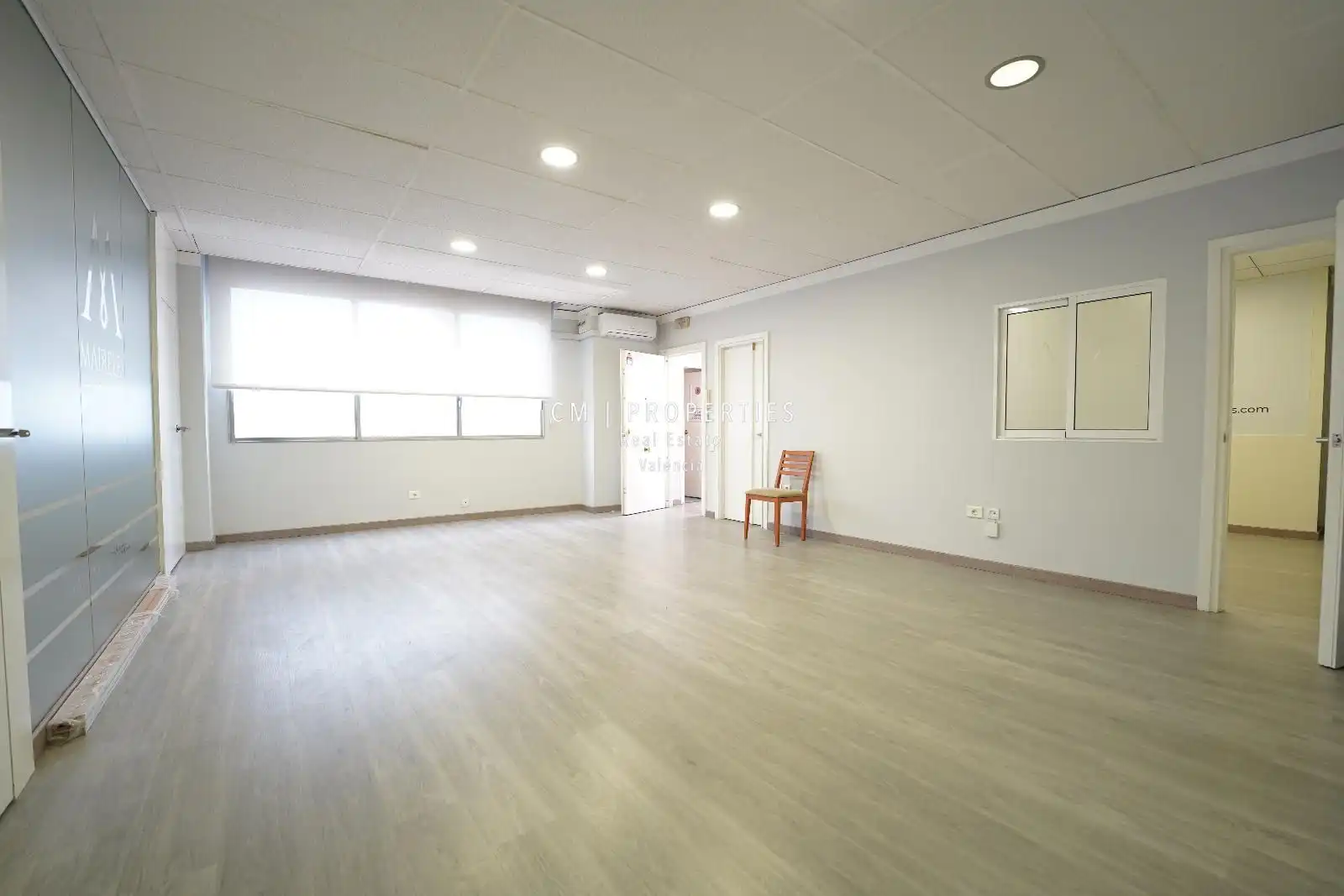 Büro zur Miete in Valencia mit Klimaanlage und Heizung