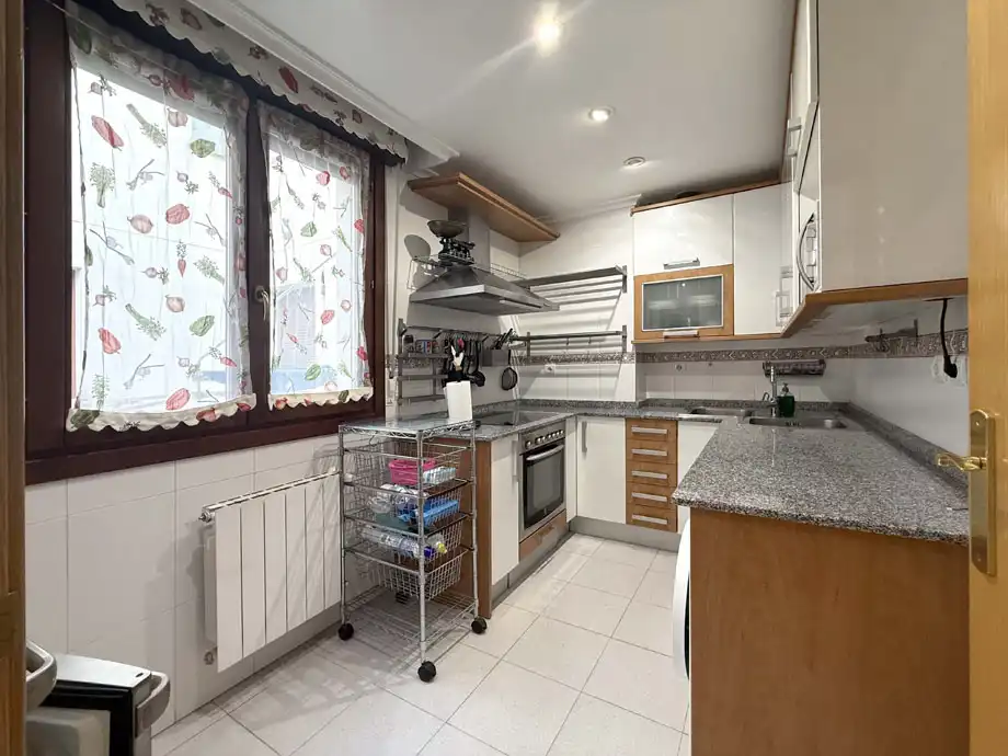 Cuina de Pis en venda en Vitoria - Gasteiz amb Calefacció i Traster