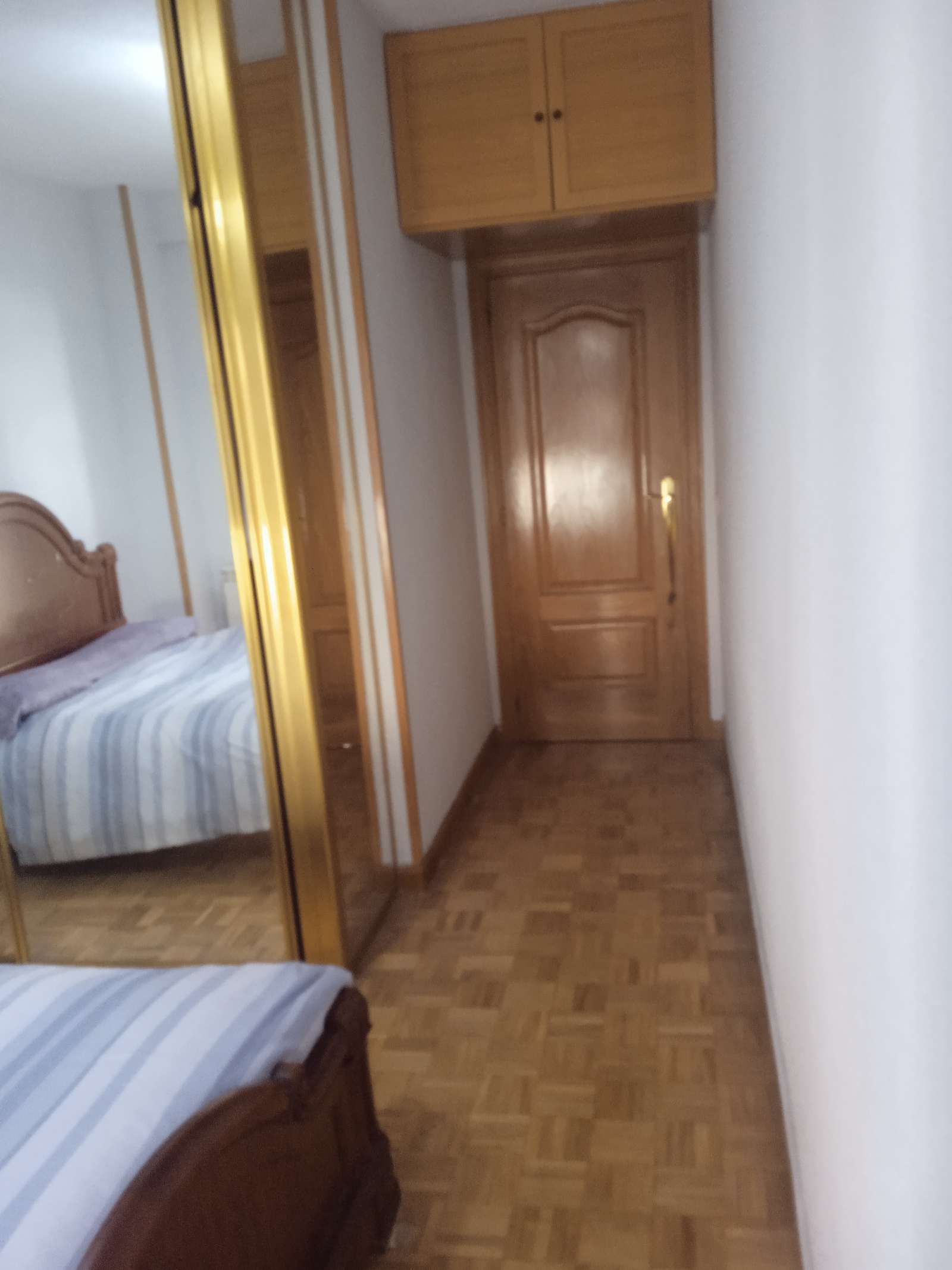 Flat to share in  Madrid Capital  with Air Conditioner, Heating and Terrace