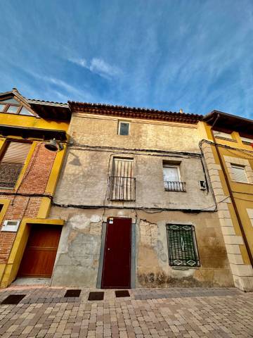 Finca rústica en Venta en Calle San Pedro, 10 en Valoria la Buena