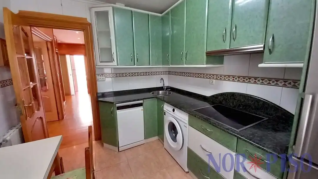 Küche von Wohnung zum Verkauf in Bilbao  mit Heizung und Balkon
