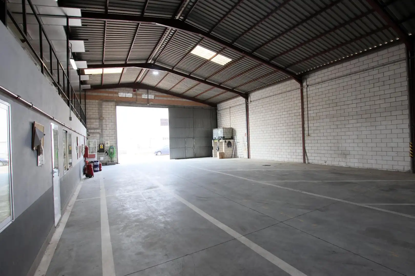 Nau industrial en venda en Puebla de la Calzada