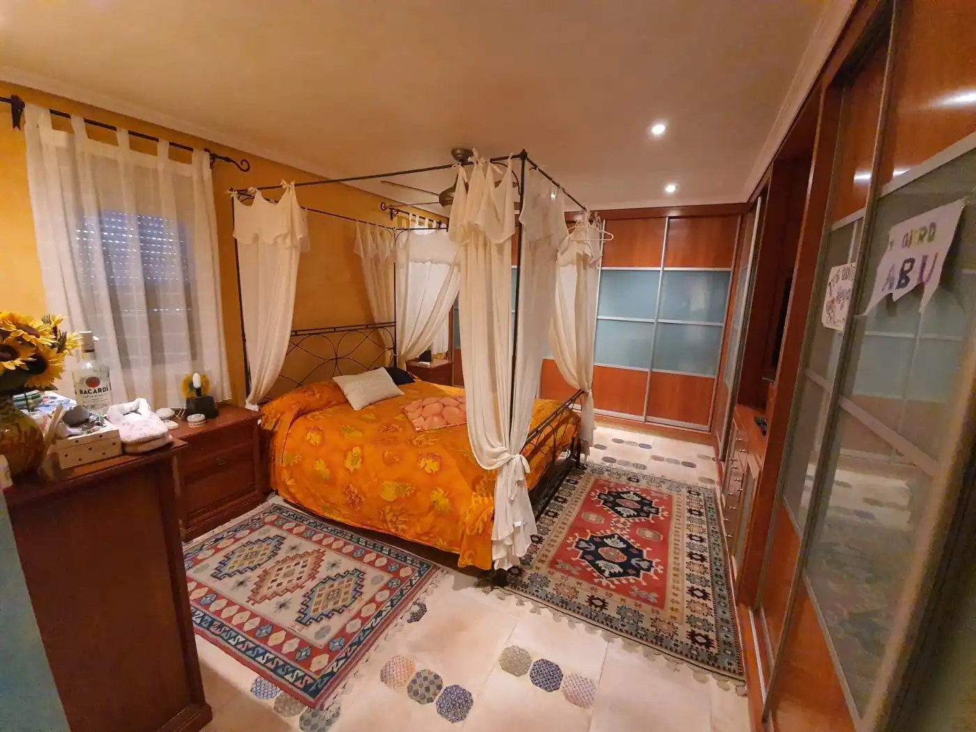 Habitación de Casa o chalet en venta en Benidorm con Calefacción, Jardín privado y Trastero