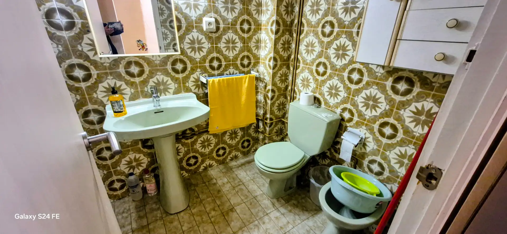 Bathroom of Flat for sale in Barcelona  with Air Conditioner, Furnished and Oven