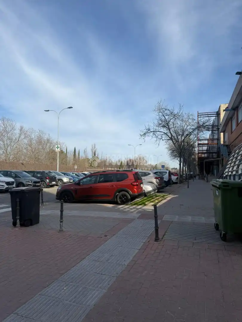 Parkplatz von Garage zum Verkauf in Fuenlabrada mit Alarm