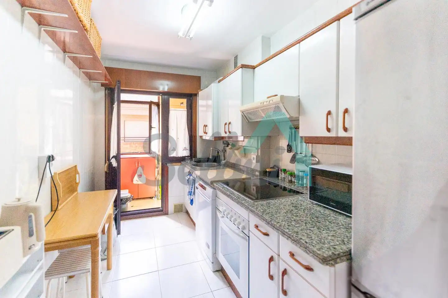 Küche von Maisonette zur Miete in Oviedo  mit Heizung, Parkett und Terrasse