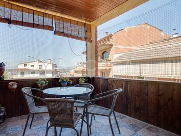 Adossat amb balcó en venda a Les Franqueses del Vallès